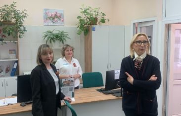 Министр труда и социального развития Омской области Ирина Павловна Варнавская посетила Семейный МФЦ